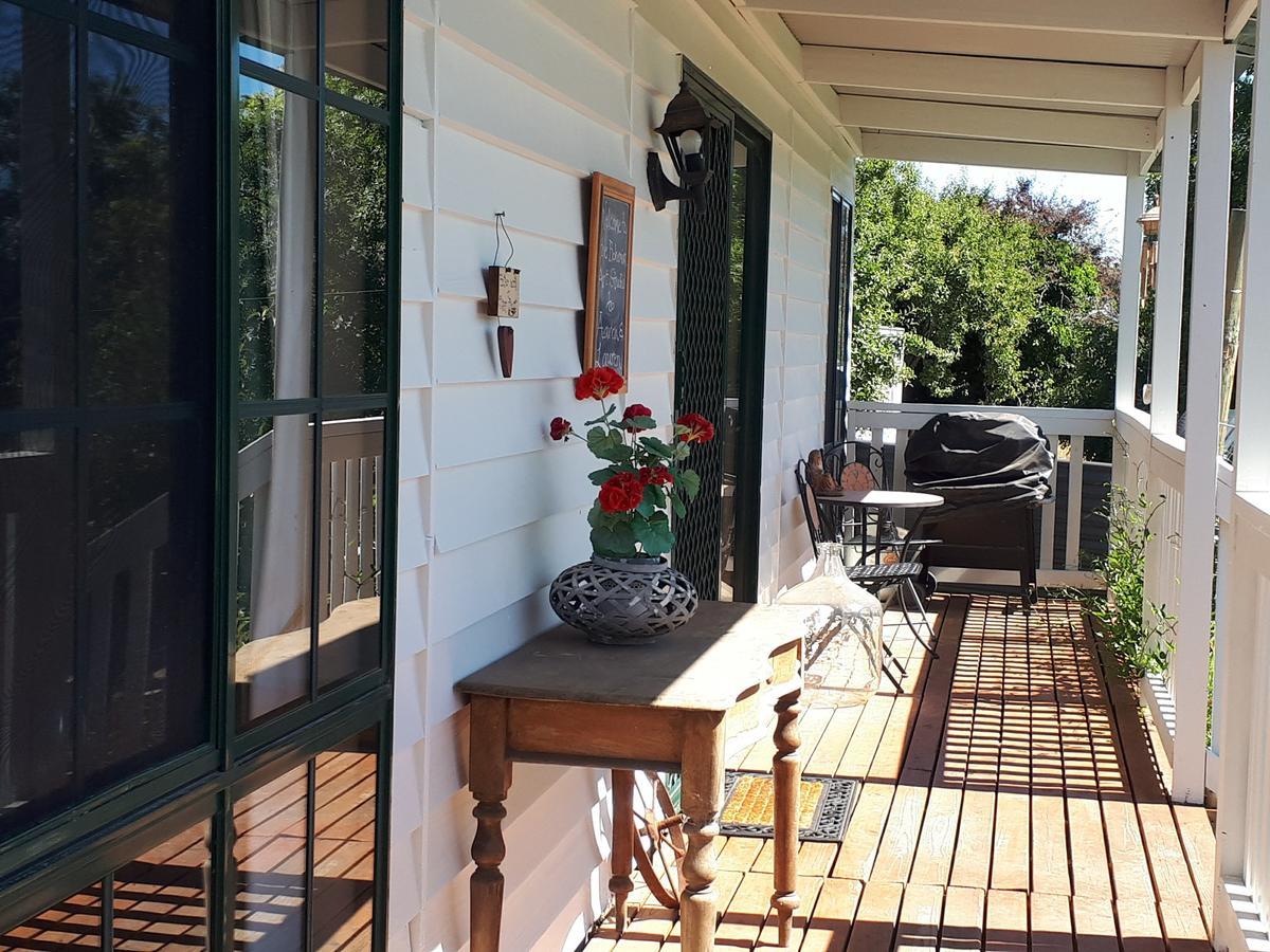 The Bohemian Art Studio Creswick Exterior photo
